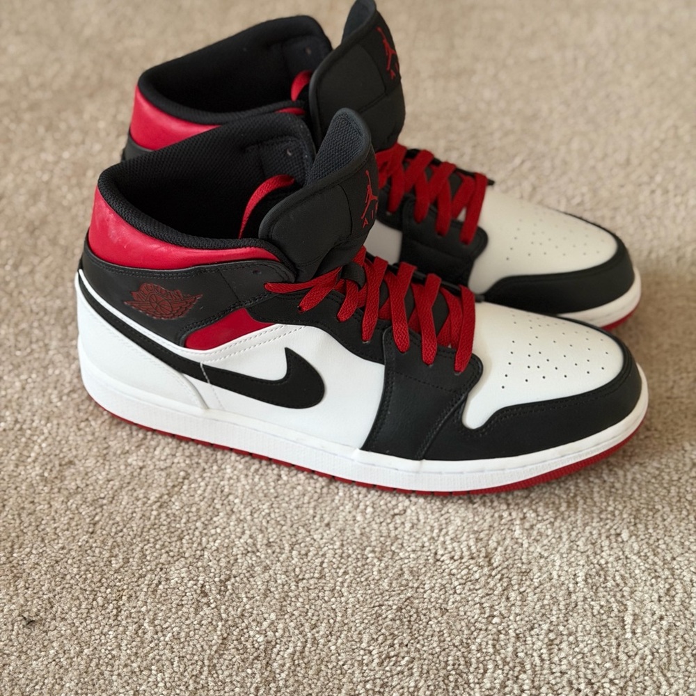 Jordan Men's Black, Red, and White Sneakers - Picture 2 of 7